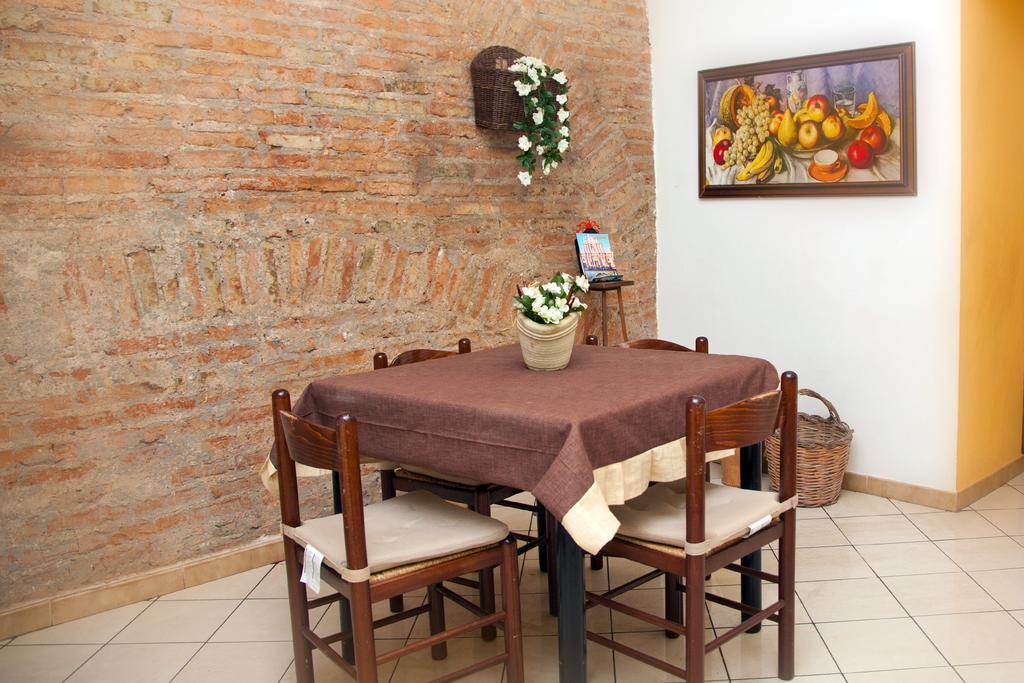 B&B Garibaldi Катания Екстериор снимка