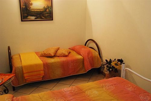 B&B Garibaldi Катания Екстериор снимка