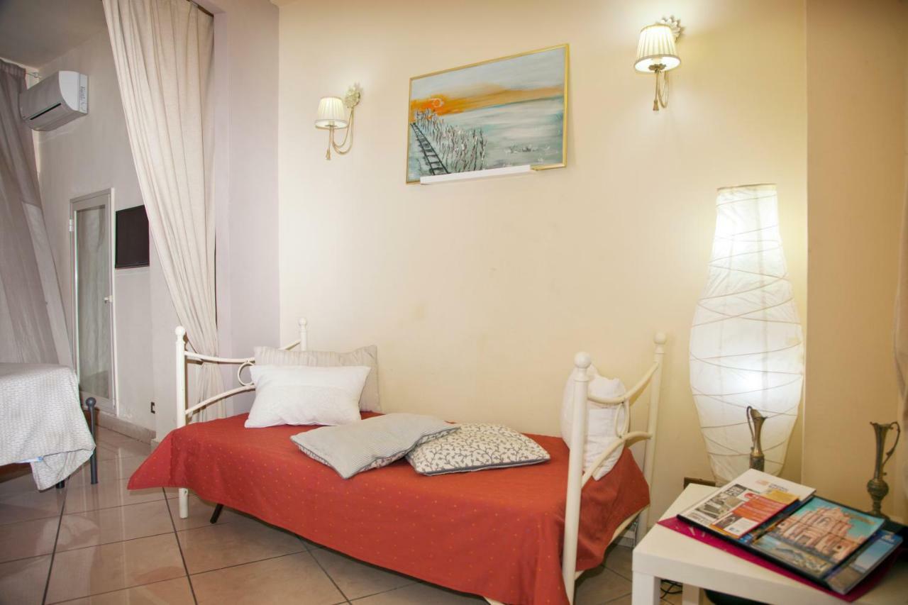 B&B Garibaldi Катания Екстериор снимка
