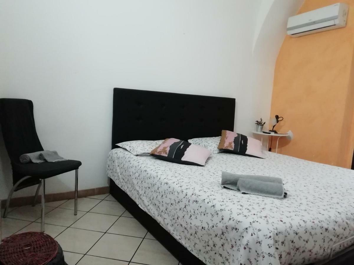 B&B Garibaldi Катания Екстериор снимка